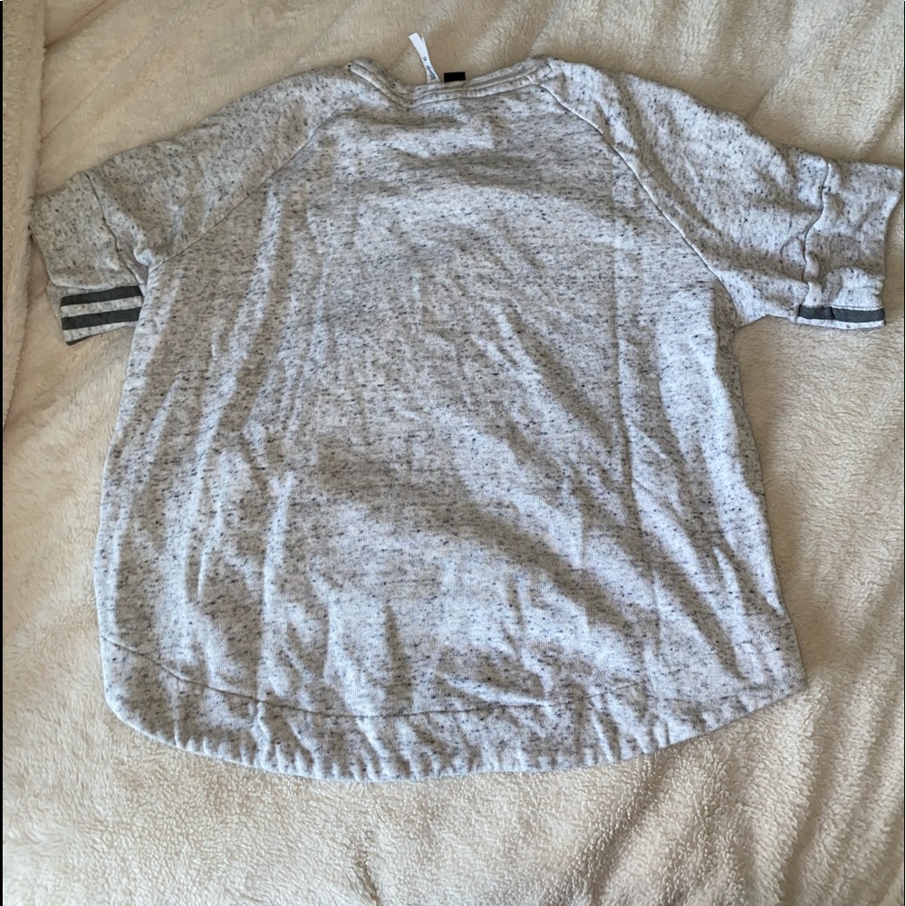 Adidas Tee - Picture 2 of 4